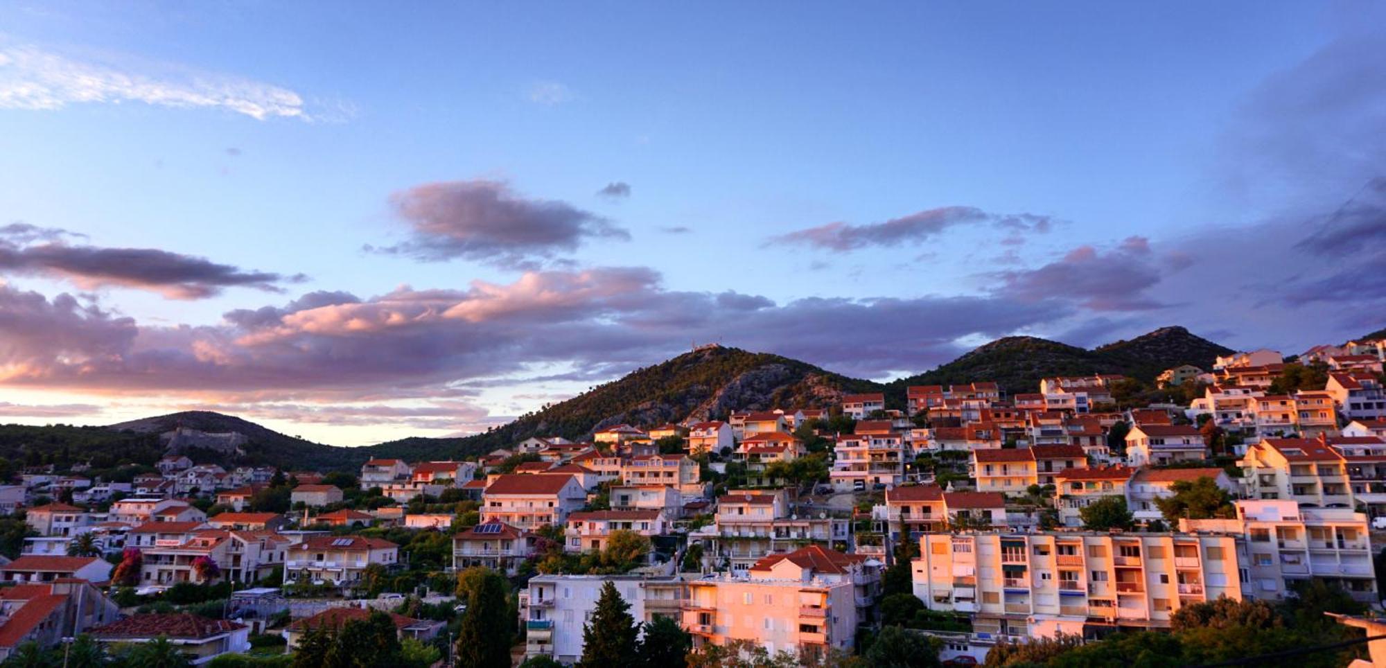 Apartments Sunny Elza Hvar Town Luaran gambar