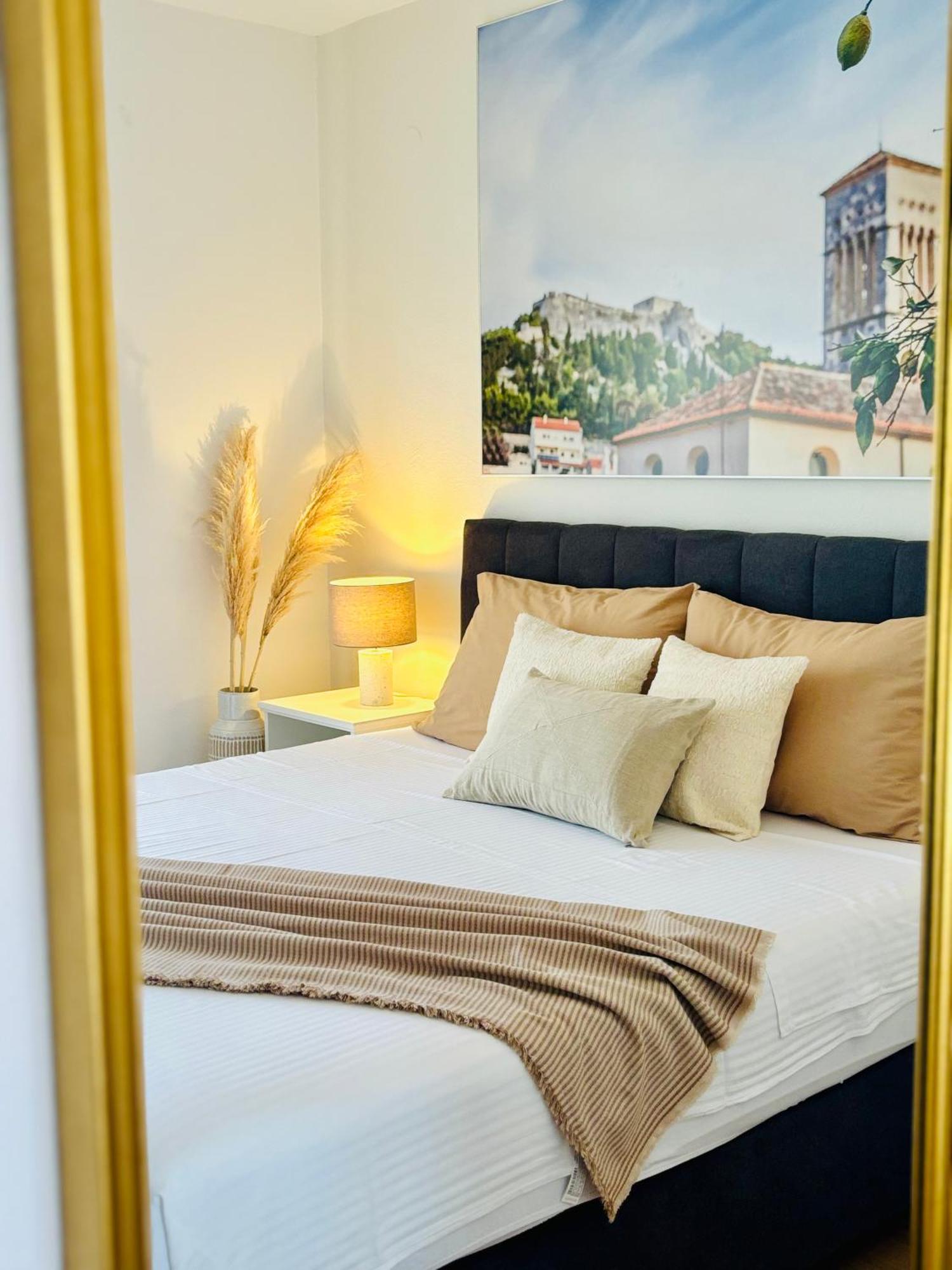 Apartments Sunny Elza Hvar Town Luaran gambar