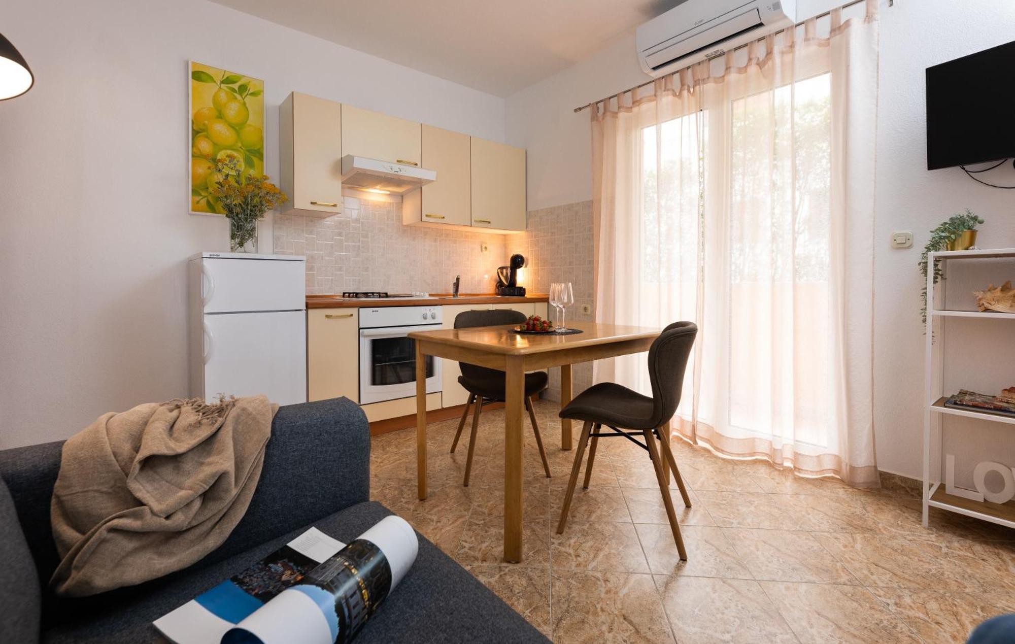 Apartments Sunny Elza Hvar Town Luaran gambar