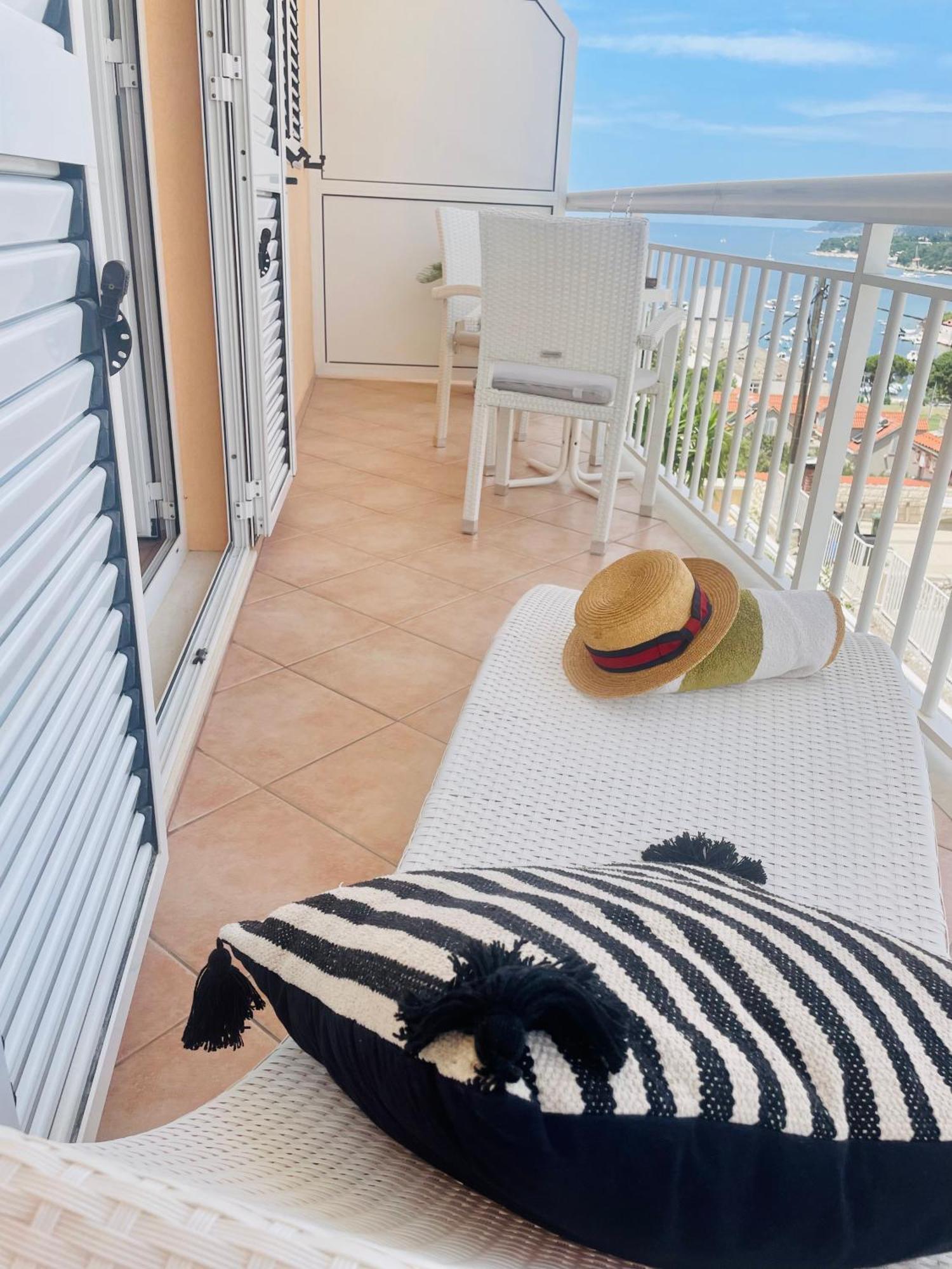 Apartments Sunny Elza Hvar Town Luaran gambar