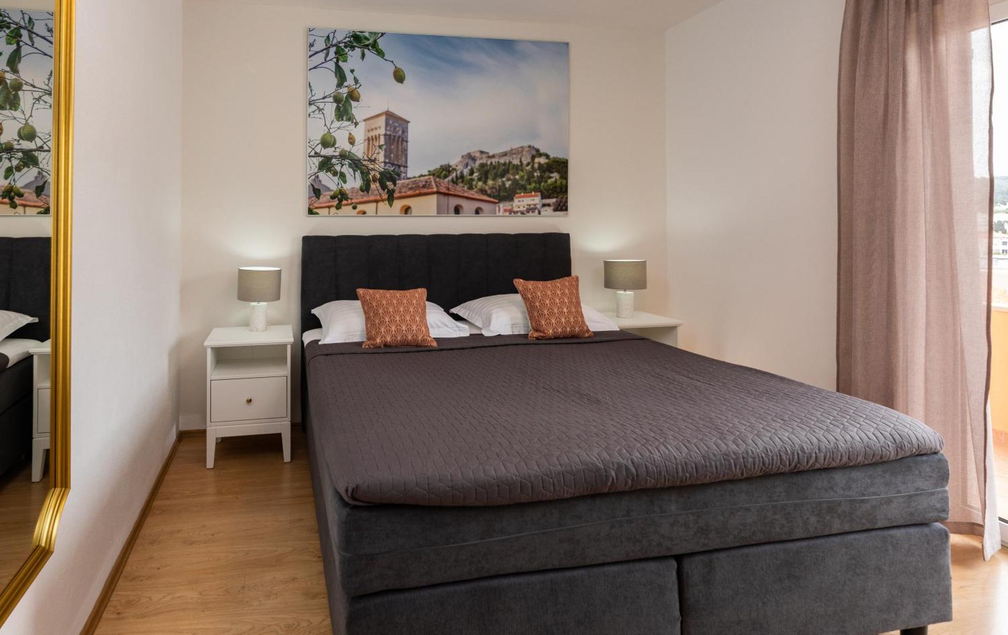 Apartments Sunny Elza Hvar Town Luaran gambar