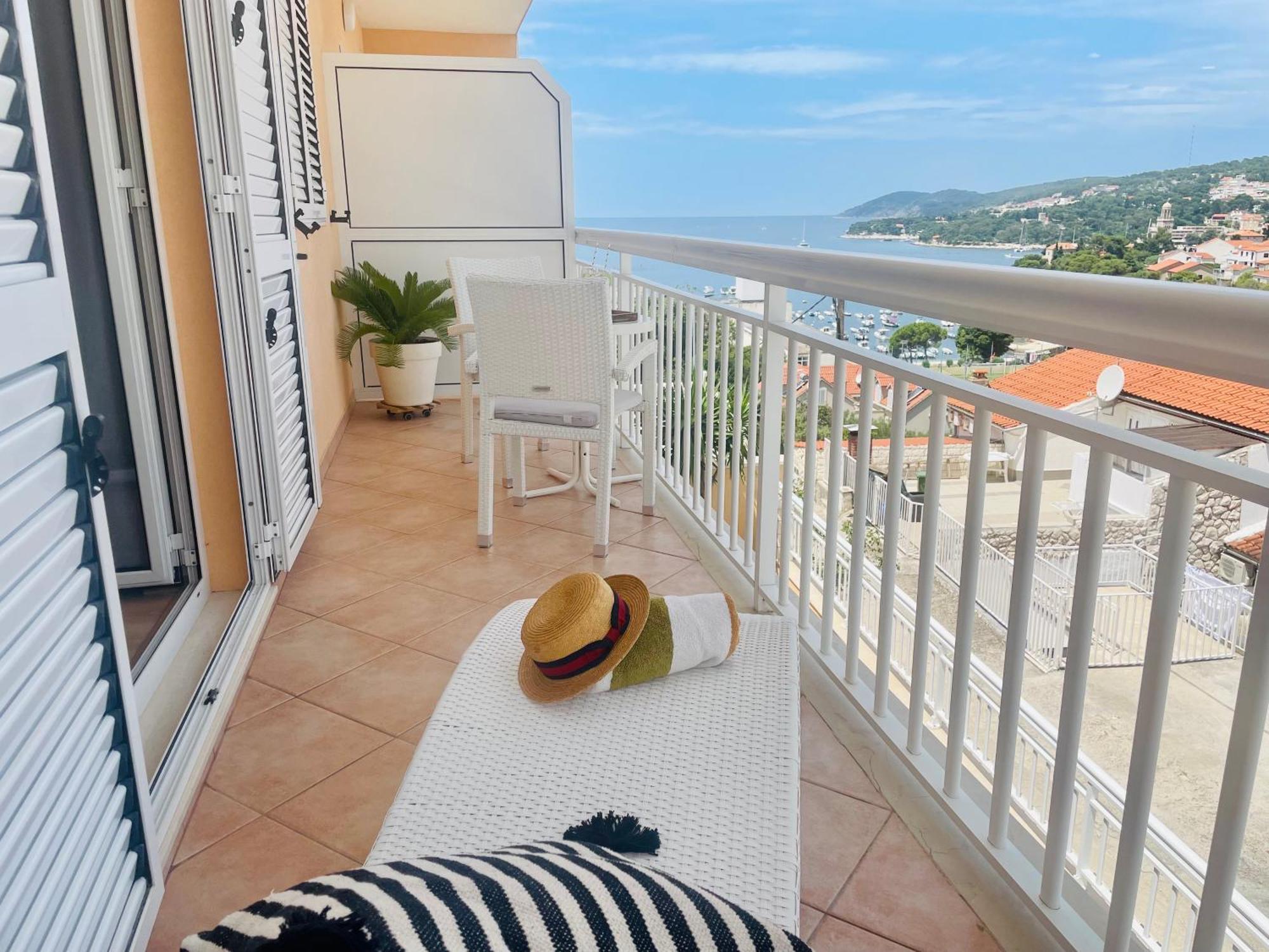 Apartments Sunny Elza Hvar Town Luaran gambar