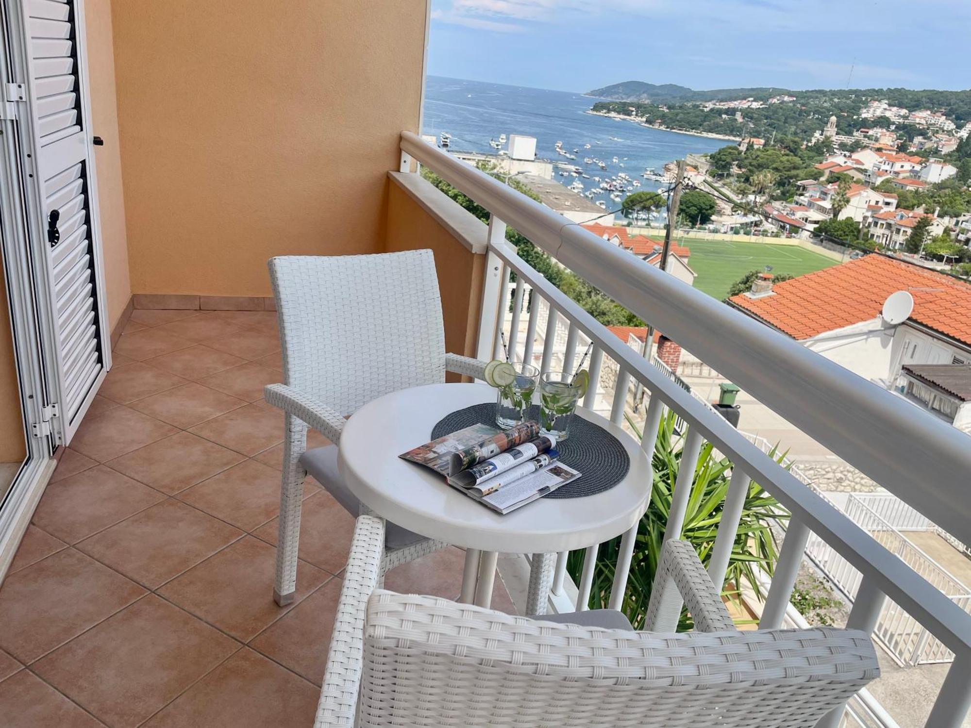 Apartments Sunny Elza Hvar Town Luaran gambar