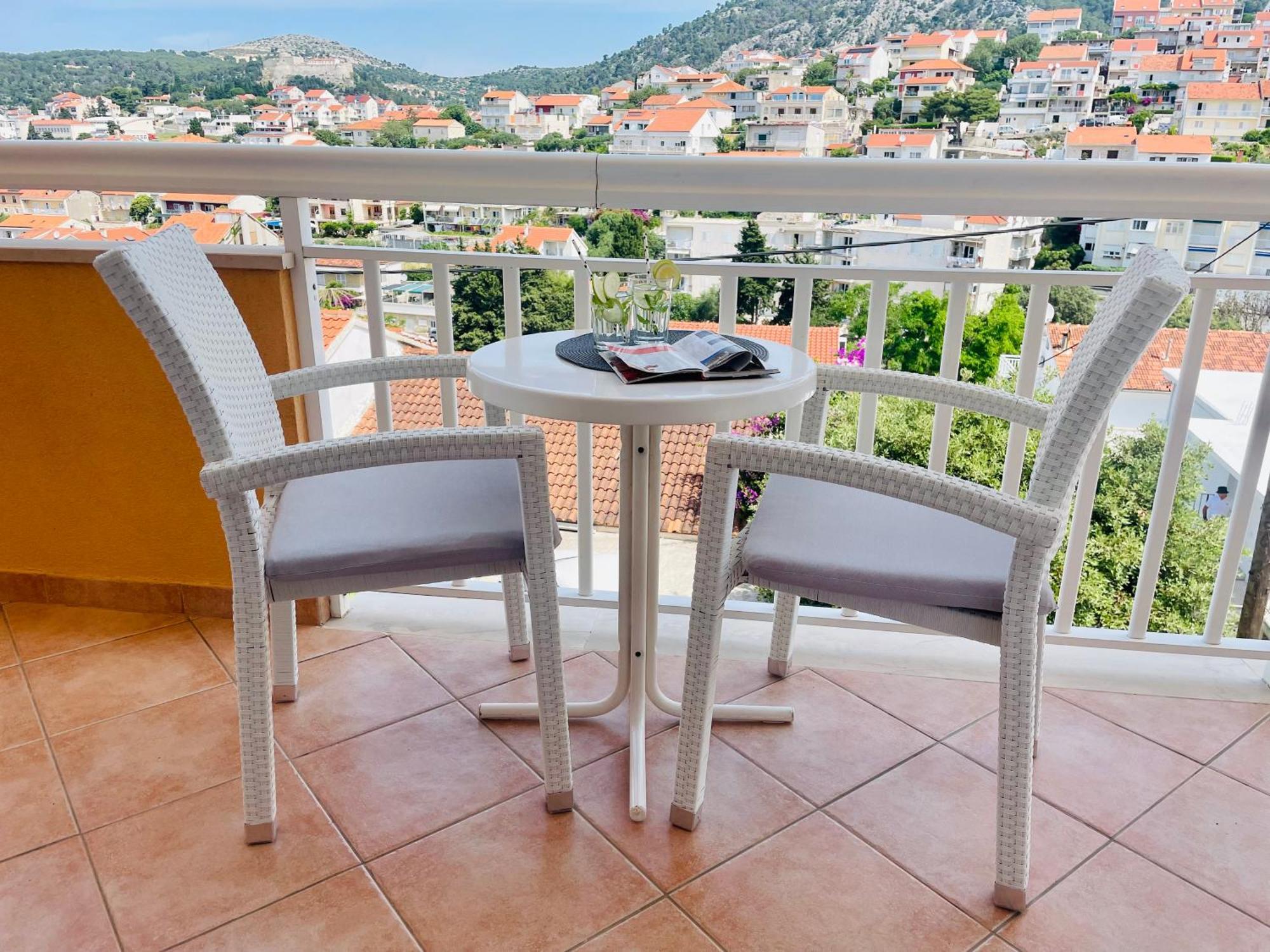 Apartments Sunny Elza Hvar Town Luaran gambar