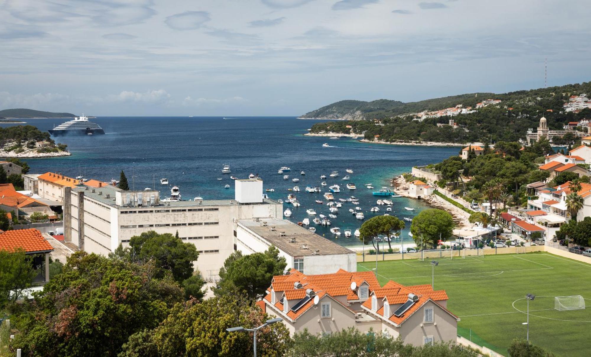 Apartments Sunny Elza Hvar Town Luaran gambar