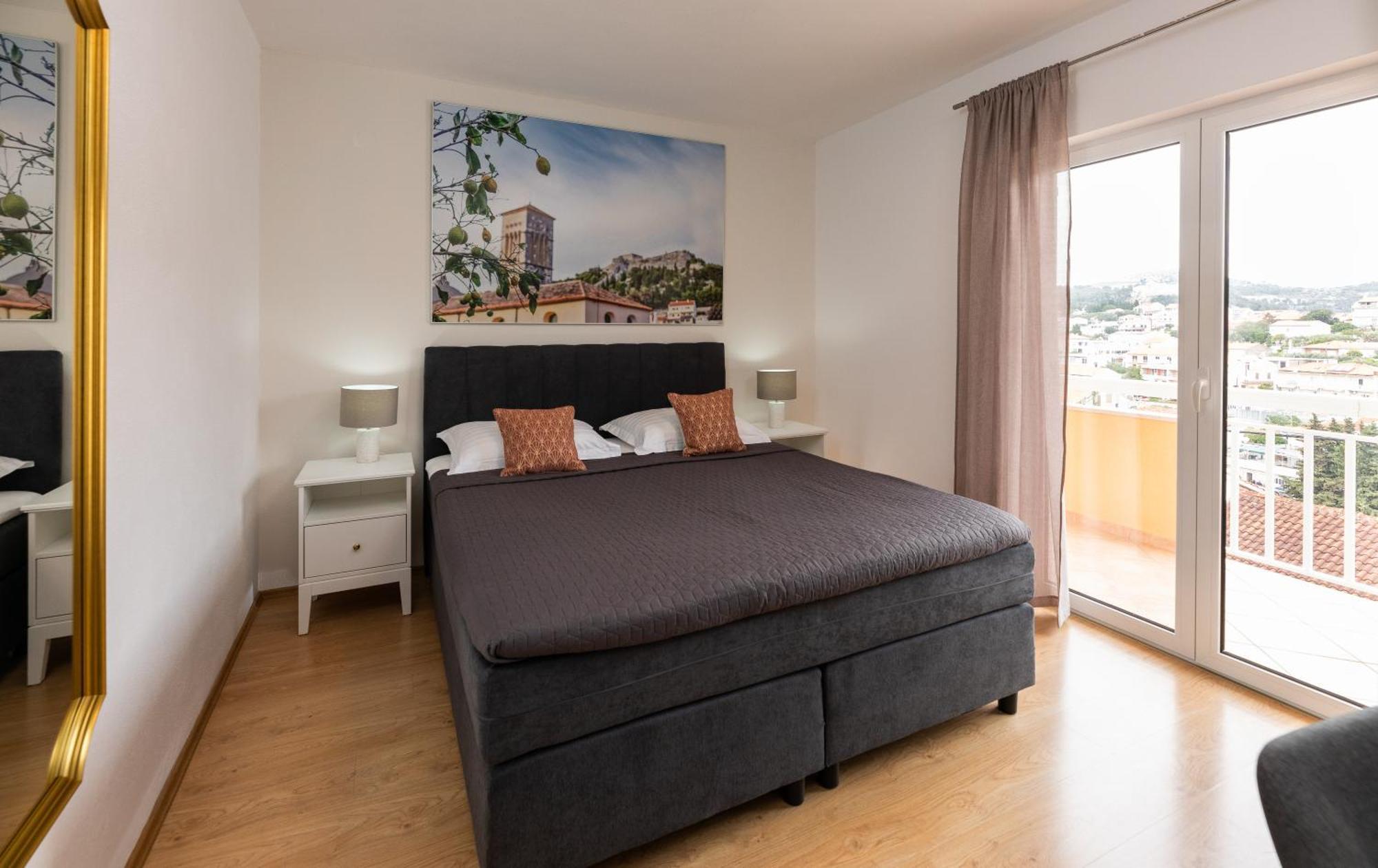 Apartments Sunny Elza Hvar Town Luaran gambar