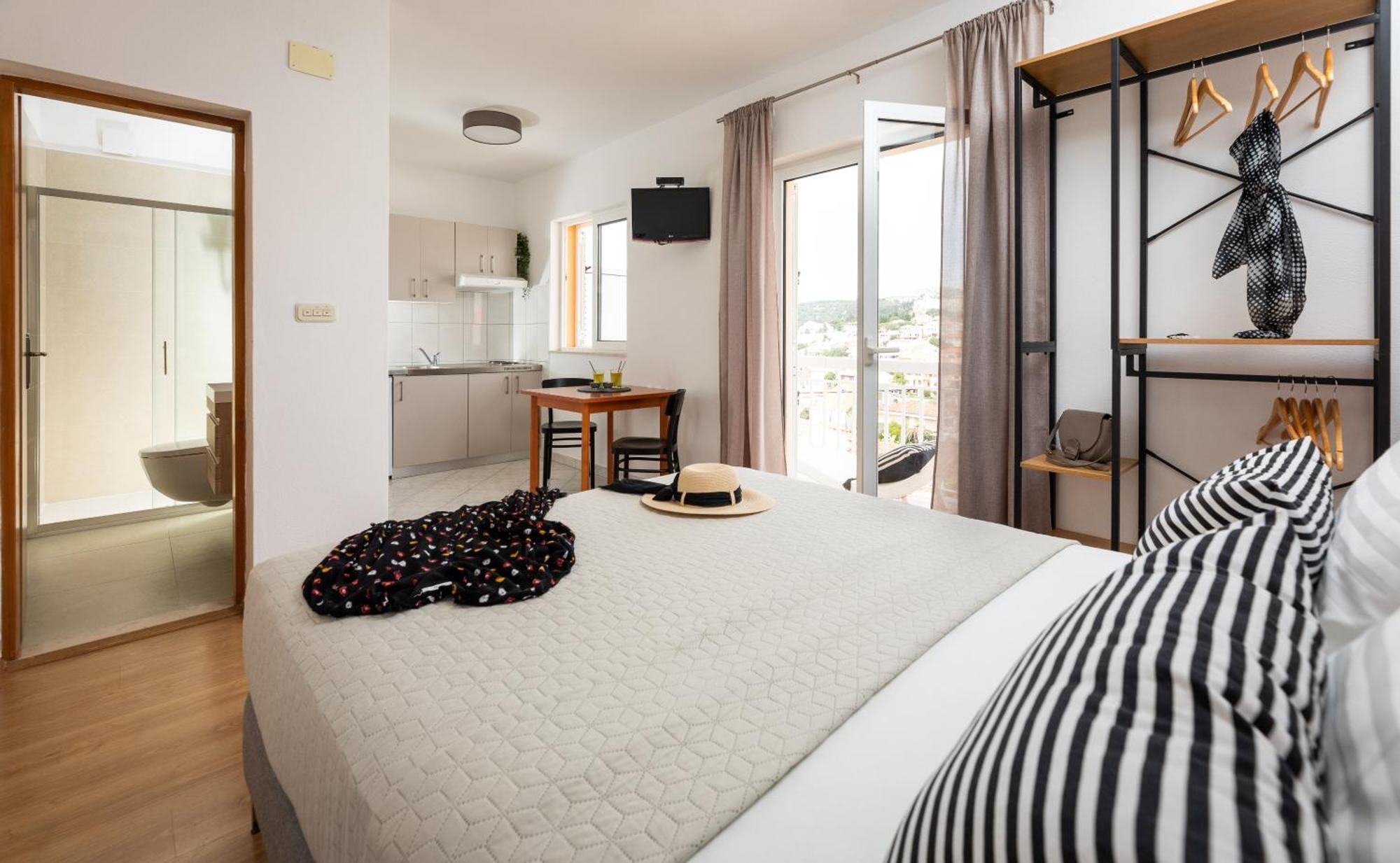 Apartments Sunny Elza Hvar Town Luaran gambar
