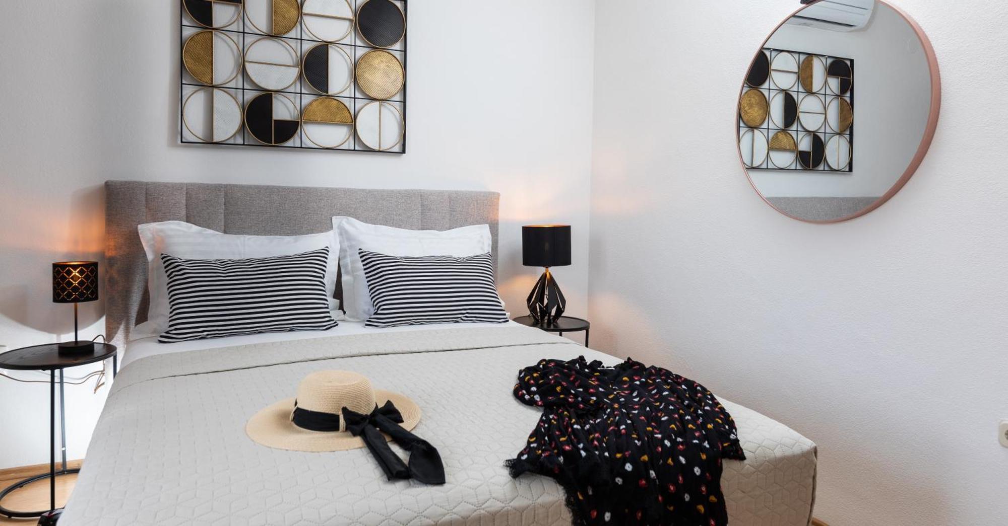 Apartments Sunny Elza Hvar Town Luaran gambar