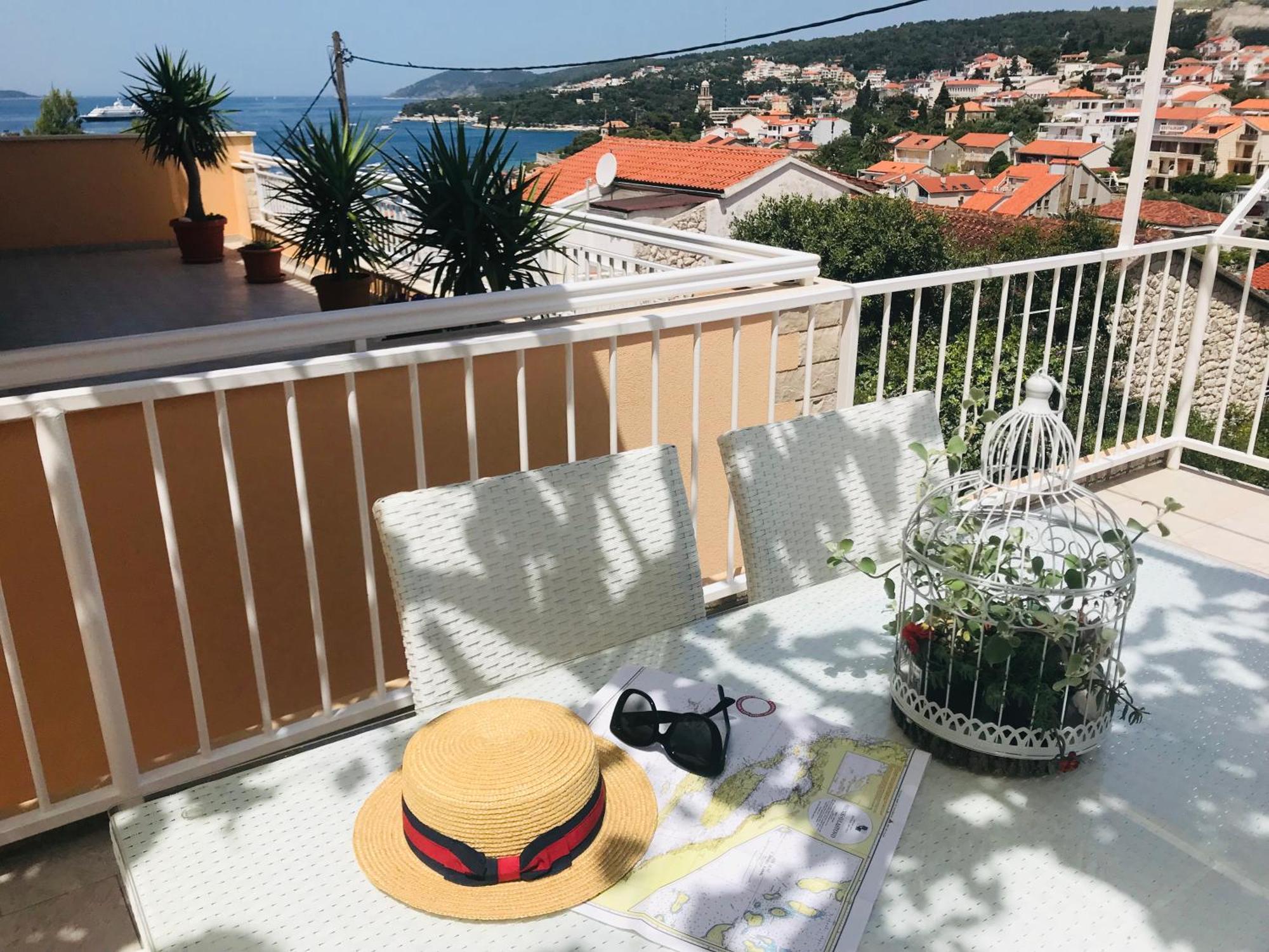 Apartments Sunny Elza Hvar Town Luaran gambar