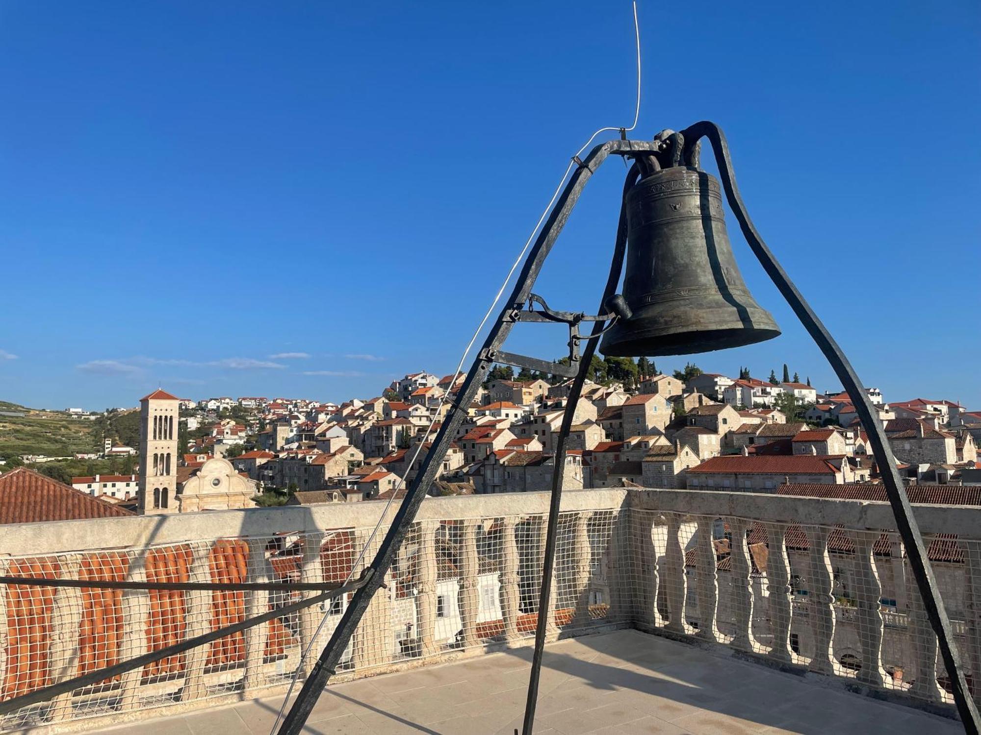 Apartments Sunny Elza Hvar Town Luaran gambar